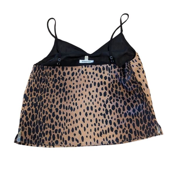 🛍️KHLOE KARDASHIANS GOOD AMERICAN ANIMAL PRINT BLOUSE SIZE 0 - Picture 3 of 3